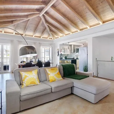 Appartamento Flor De Sol House - Sunny Balcony House In *